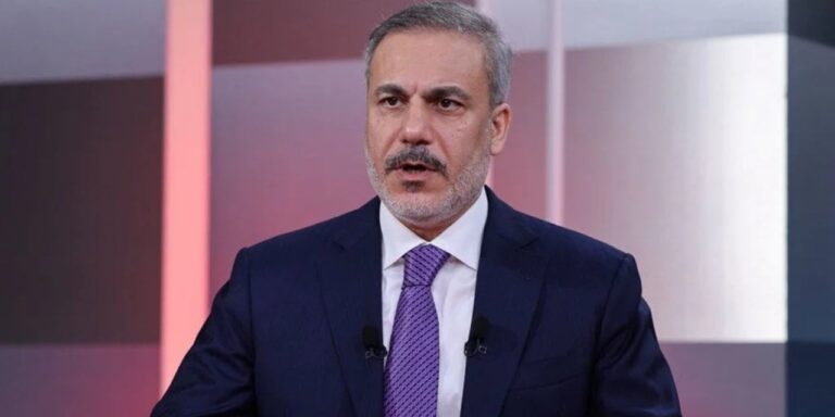 disisleri-bakani-fidan-suriyede-silahli-gruplar-tek-bir-ordu-altinda-toplanmali-GJ9DJHcC.jpg