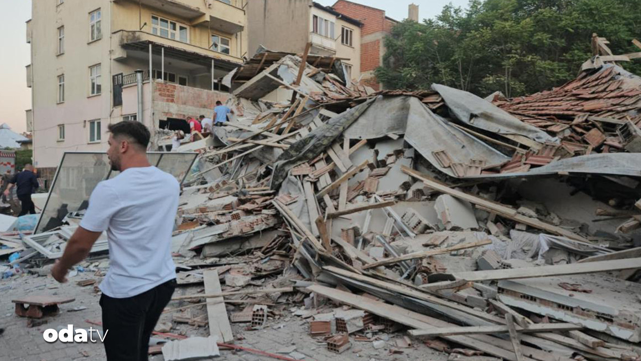 balikesirde deprem bariyere denk geldi Fsra5sQ5