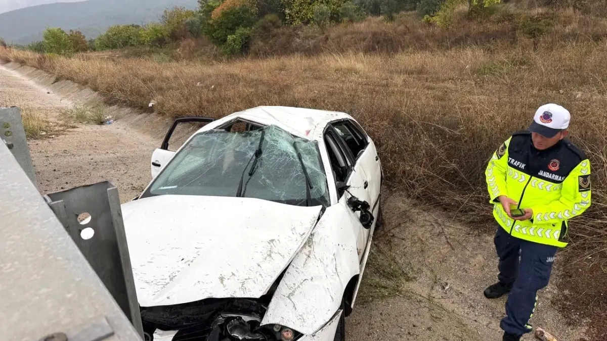 bursada trafik kazasi 4 yarali tnqFXwdY