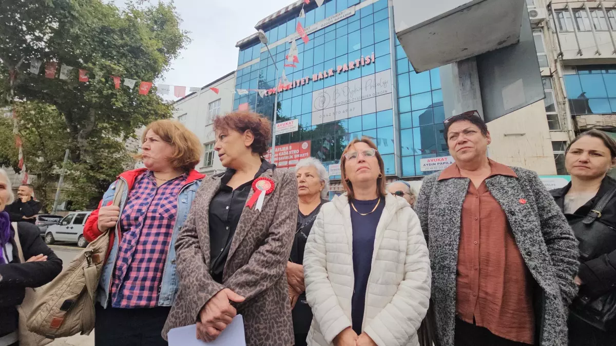 chp zonguldak kadin kollarinda istifa olayi h2WBMiYa.jpg