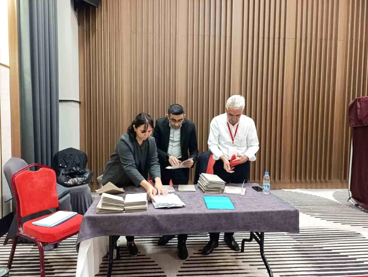 chpnin yeni il baskani hasan karadeniz RxgVFI7O.jpg