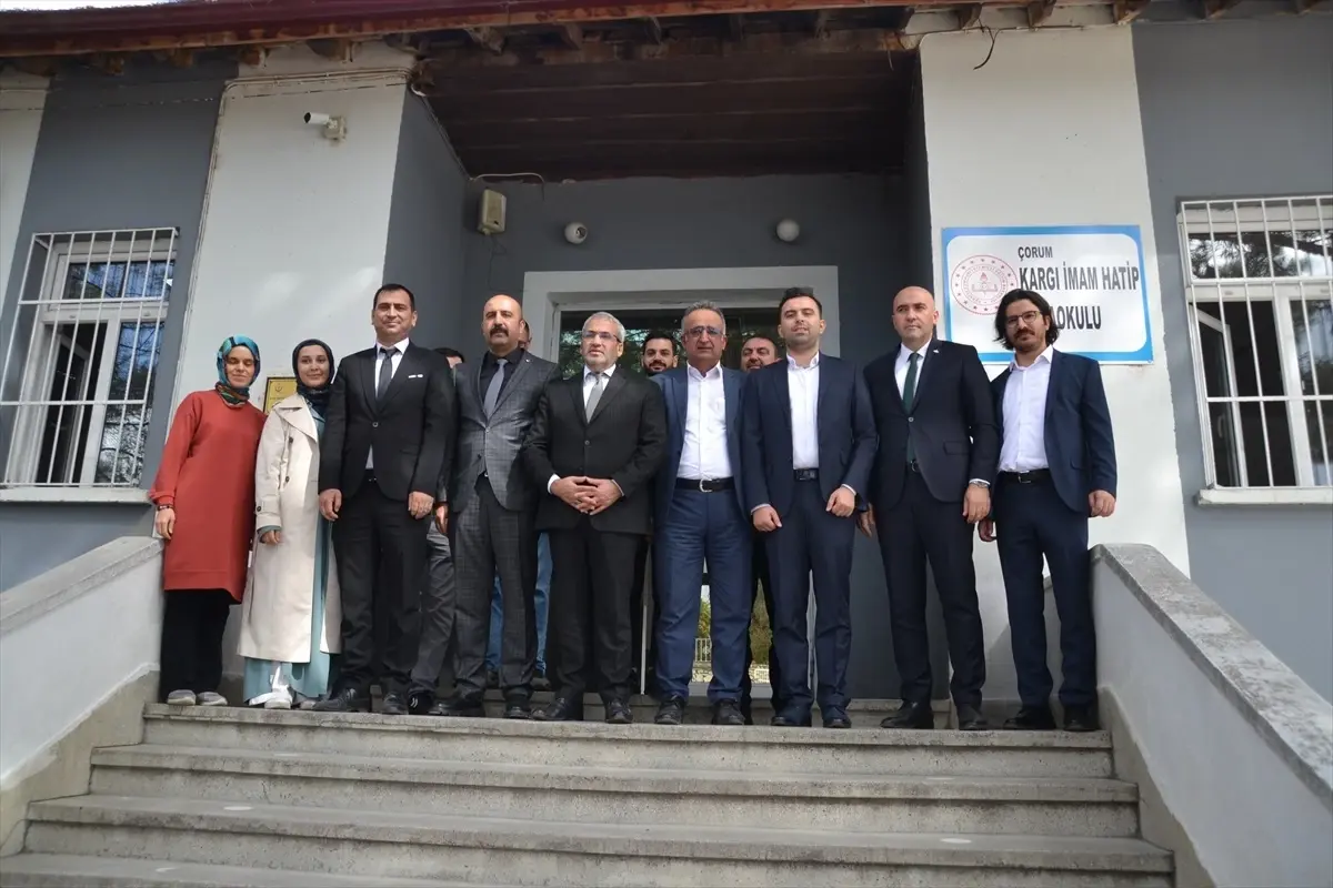 kardes okul projesinde kirtasiye destegi NGi9vPz7