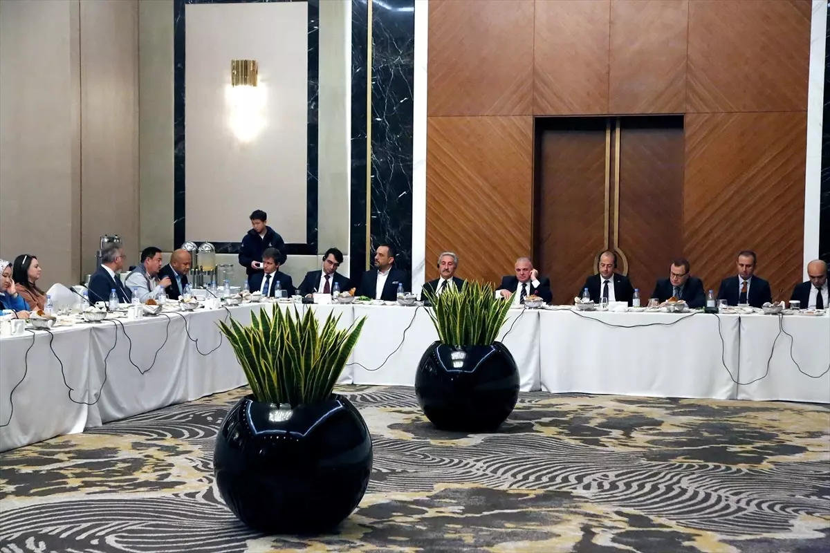 turkiyenin kirgizistandaki toplam yatirimlari 1 milyar 400 milyon dolari asti 5nIuKacM