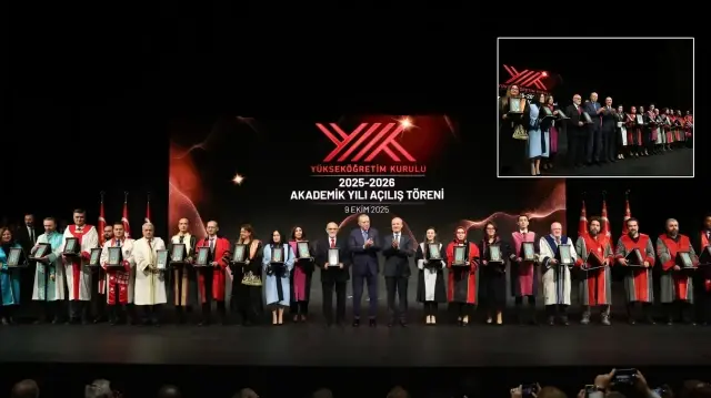 yok 2025 ustun basari odulleri sahiplerini buldu prof dr nasrullah hacimuftuoglu ustun basari ozel odulune layik goruldu IOI6Uit2