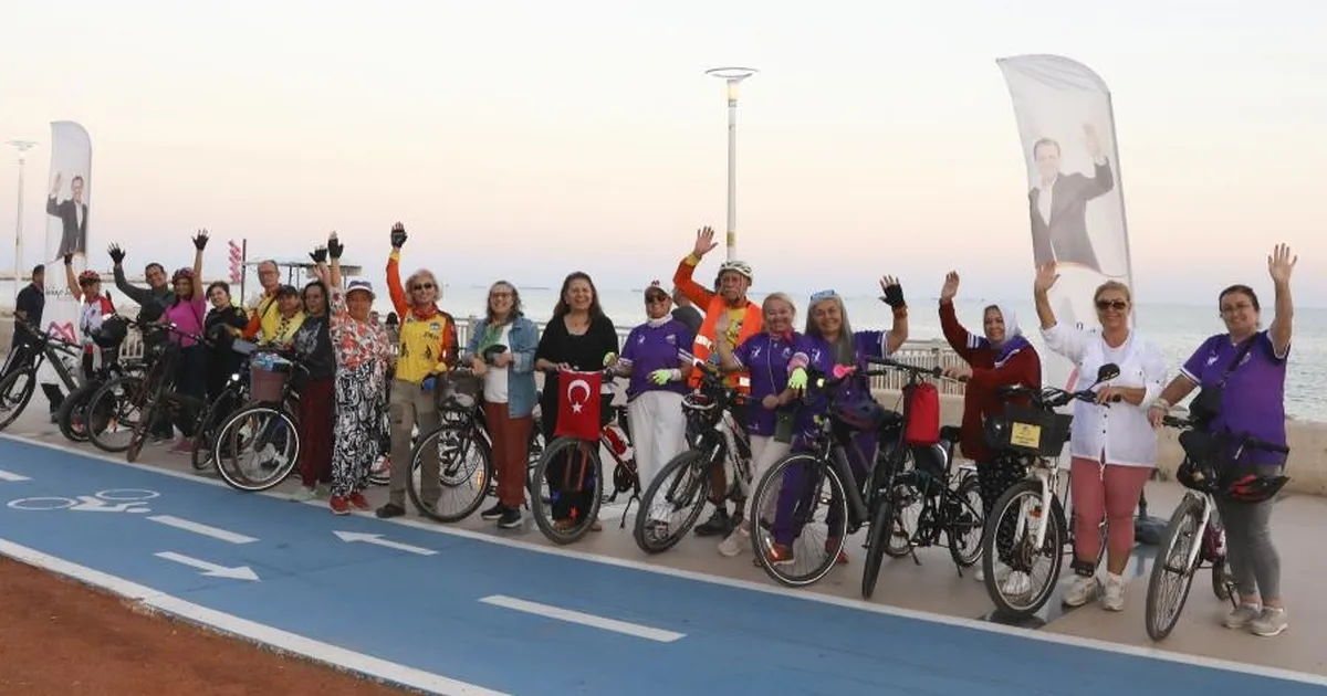 mersinde kadinlara pedal gucu hK1aQeVA.webp