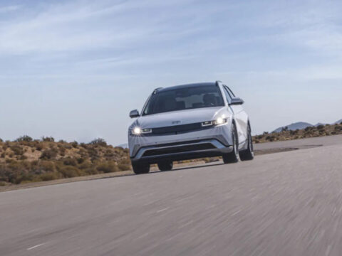 Hyundai IONIQ 5 büyük dönüşüme hazırlanıyor: Tesla tarzı kabin dikkat çekti