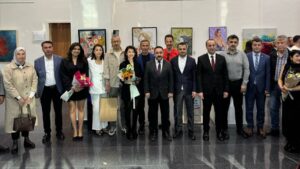 usakli-sanatcilar-iz-sergisinde-bulustu-hxVqCVPQ