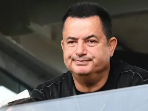 Acun ilicali dunya kupasi icin tarafini secti unRSlRpP