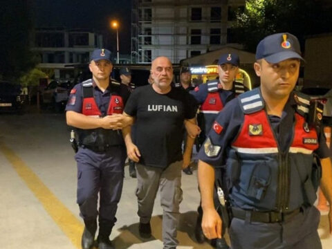Yonetmen ezel akaya uyusturucu gozaltisi xYCBHOOQ